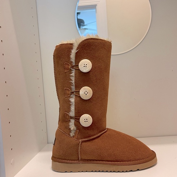 UGG Australia Bailey Suede Button Triplet II Water-Repellent Boots Size 7 - Picture 3 of 13